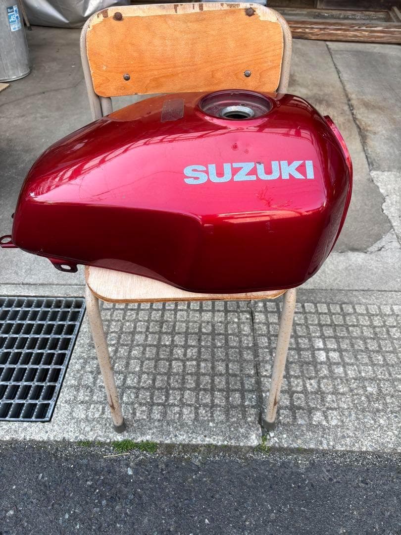 スズキ　SUZUKI 　GSXインパルス400　GK79A　タンク　1994年