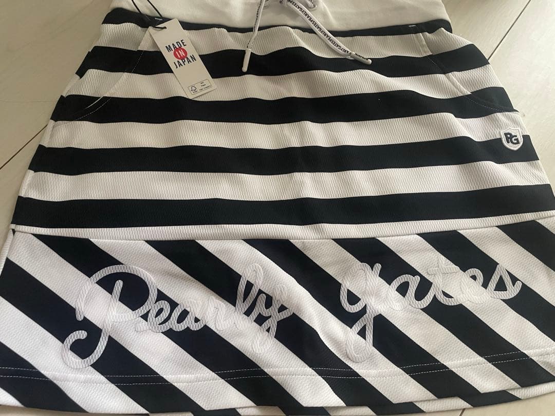 パーリーゲイツ　夏用　ボーダースカート　サイズ0 ゴルフウエア　レディース