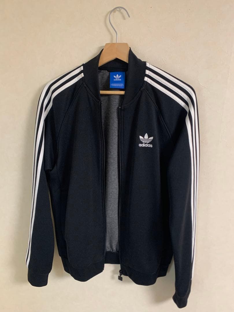 アディダスオリジナル トラックジャケット
