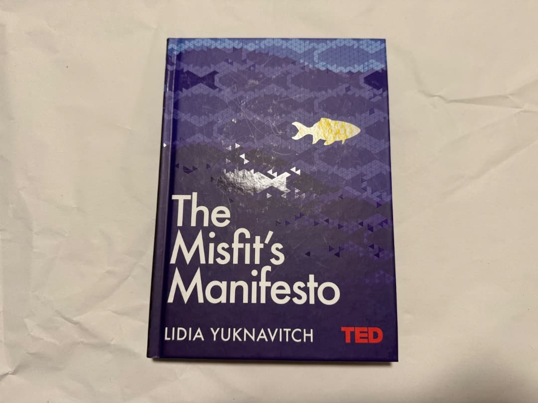 洋書 The Misfit's Manifesto Lidia Yuknavitch