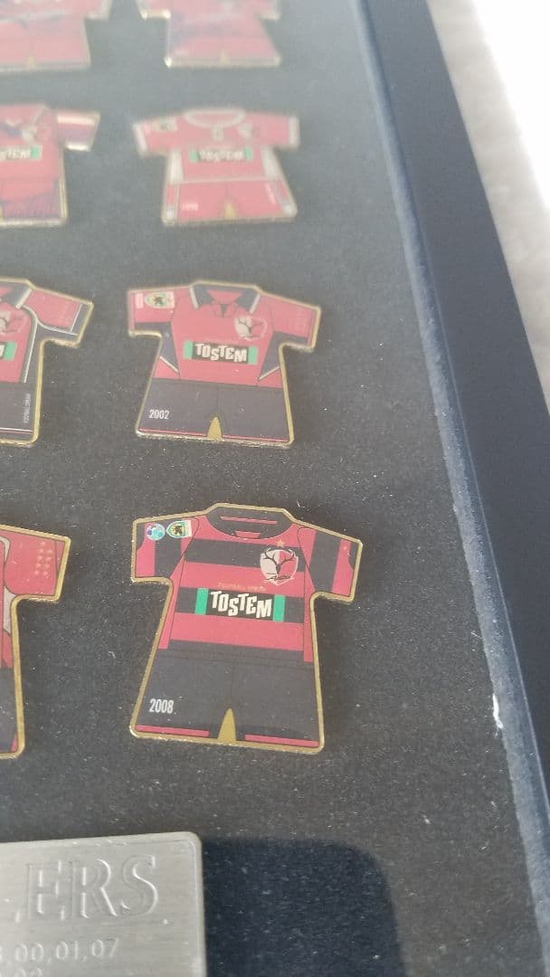 [レア]鹿島アントラーズ歴代ユニピンバッジ