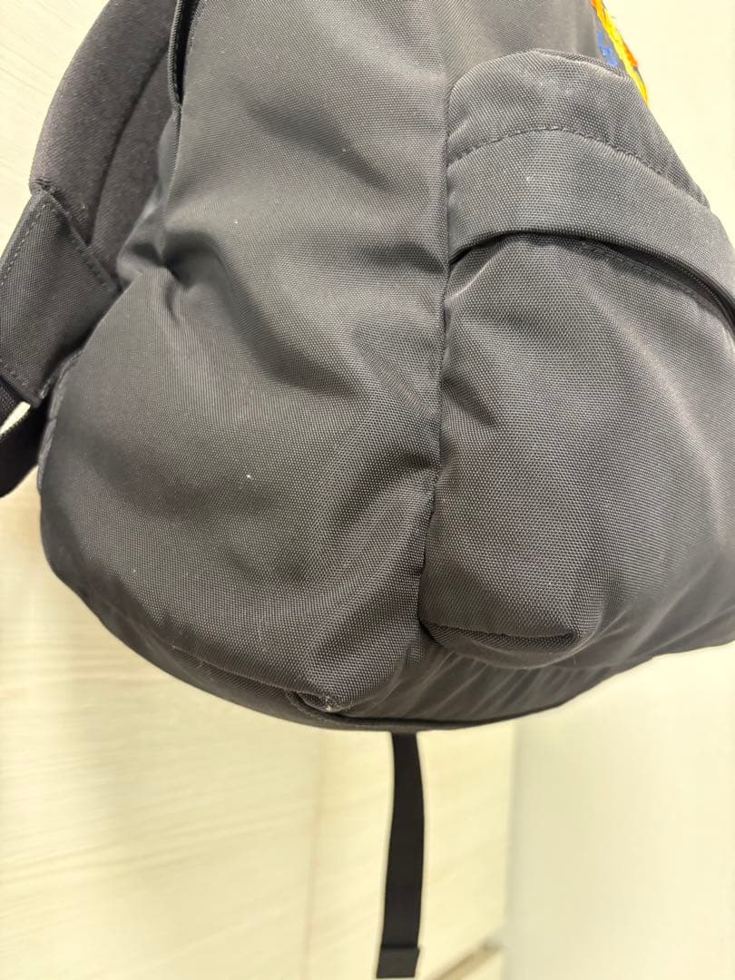 【美品】 バレンシアガ エクスプローラー グラデーション刺繍ロゴ ブラック