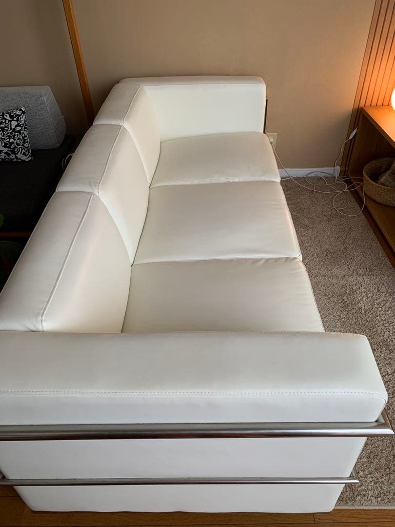 ルコルビジェ　3人掛けソファ