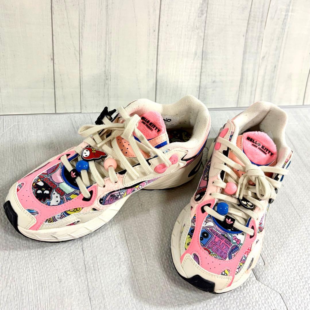 激レア コラボ adidas アディダス×ハローキティアンドフレンズ スニーカー