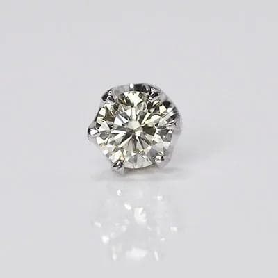 プラチナ・ダイヤモンド0.1ct 片耳用　ポストの長さ12ｍｍ