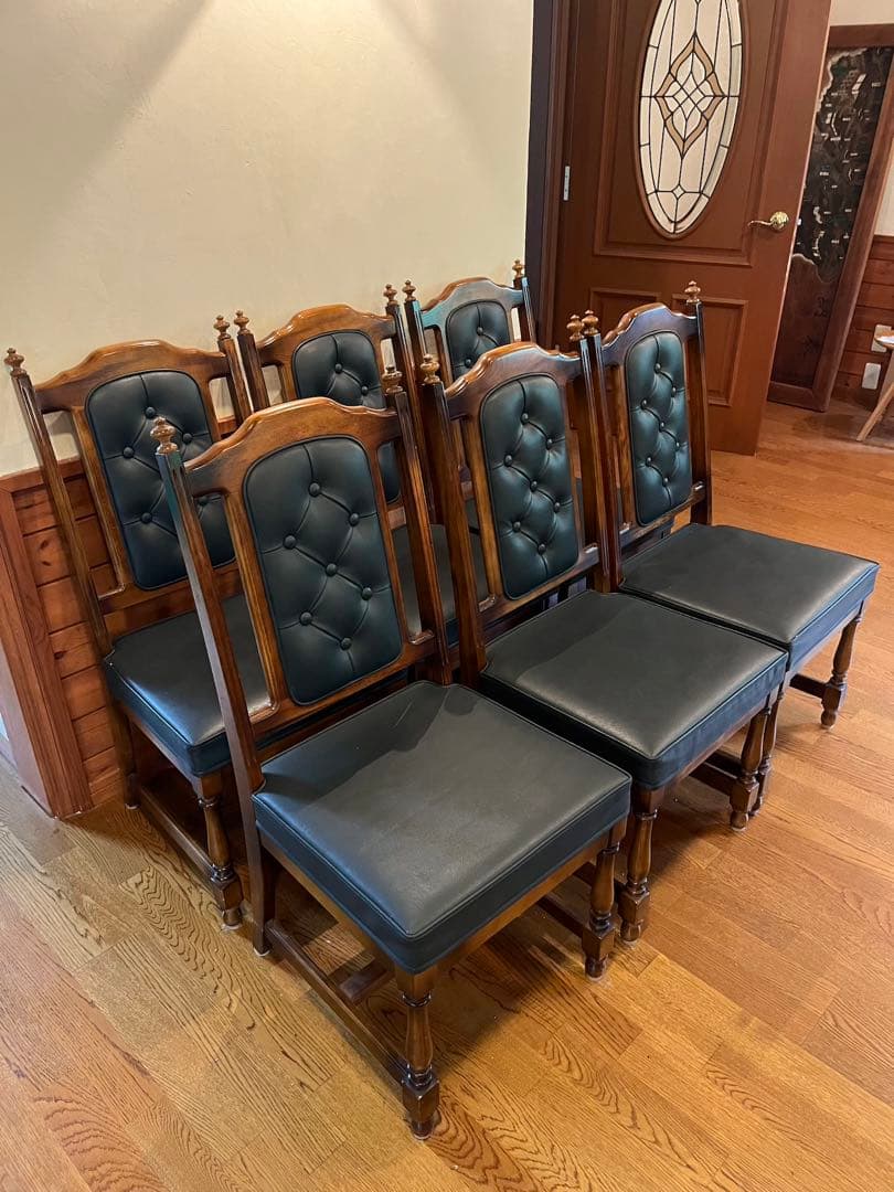 【カリモク】クラシックスタイル ダイニングチェア　1脚