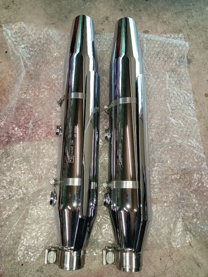 ハーレーダビッドソン　純正マフラー　サイレンサー　カマギー様用