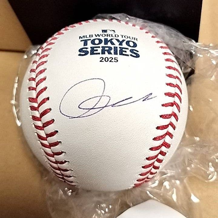 今永昇太 直筆サインボール 東京シリーズ+ドジャース キャップ