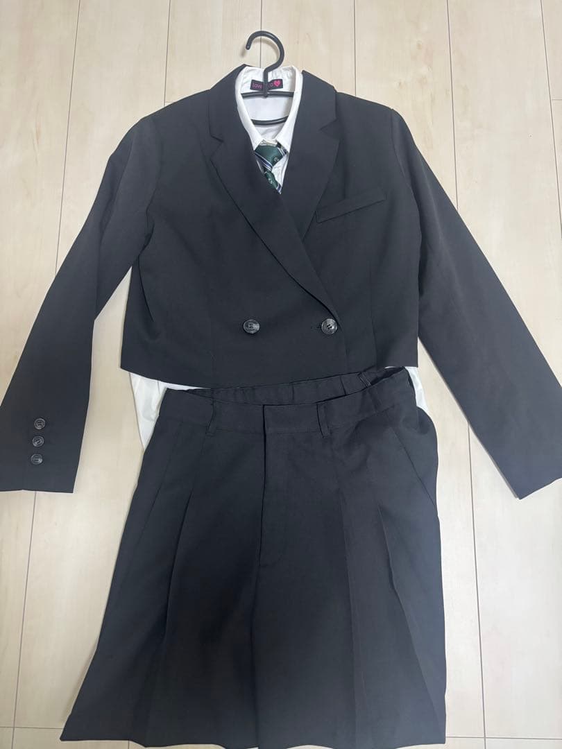 卒業式　女の子　160 Lサイズ　ラブトキシック　Lovetoxic