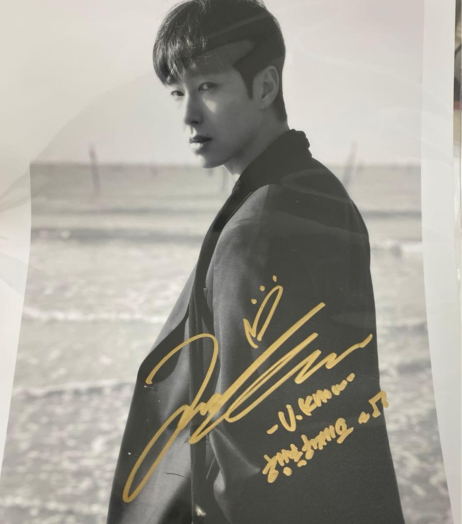 東方神起　ユンホ ユノ　サイン　直筆　写真　六切りサイズ