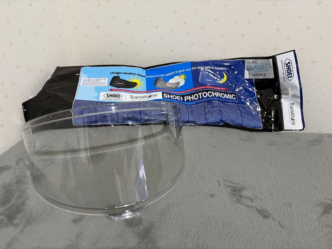 ショウエイSHOEI CWR-F2 フォトクロミック
