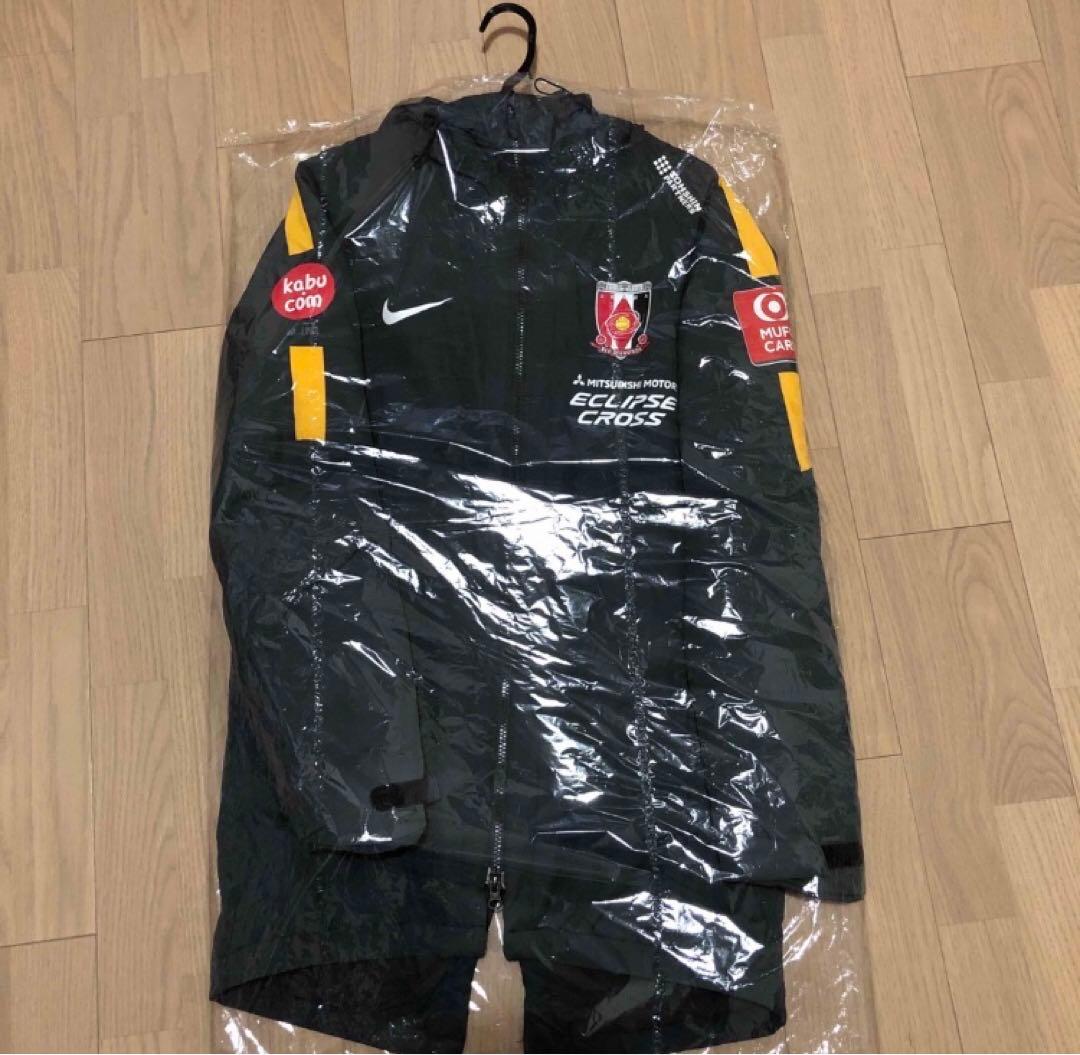 浦和レッズ 支給 ベンチ ハーフコート