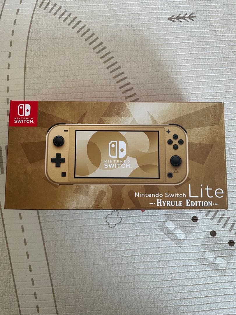 Nintendo Switch lightハイラルエディション