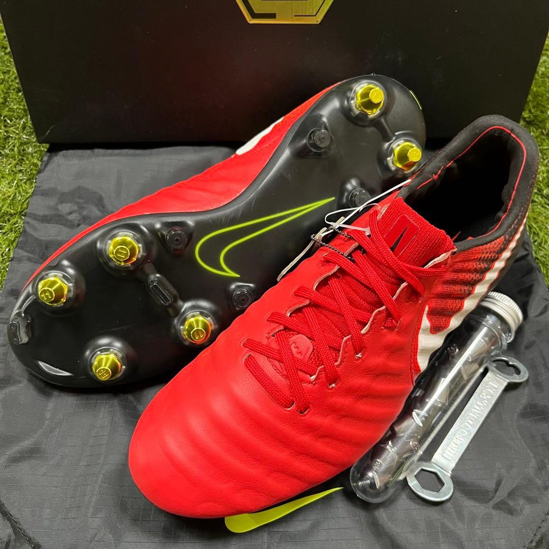 サッカースパイク ナイキ ティエンポ レジェンド Ⅶ SG-PRO AC