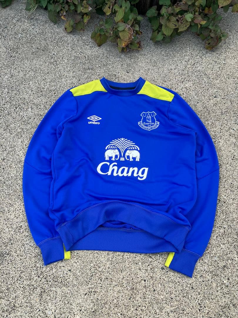 【希少デザイン】アンブロxエバートンFC スウェットシャツ　デカロゴ　L
