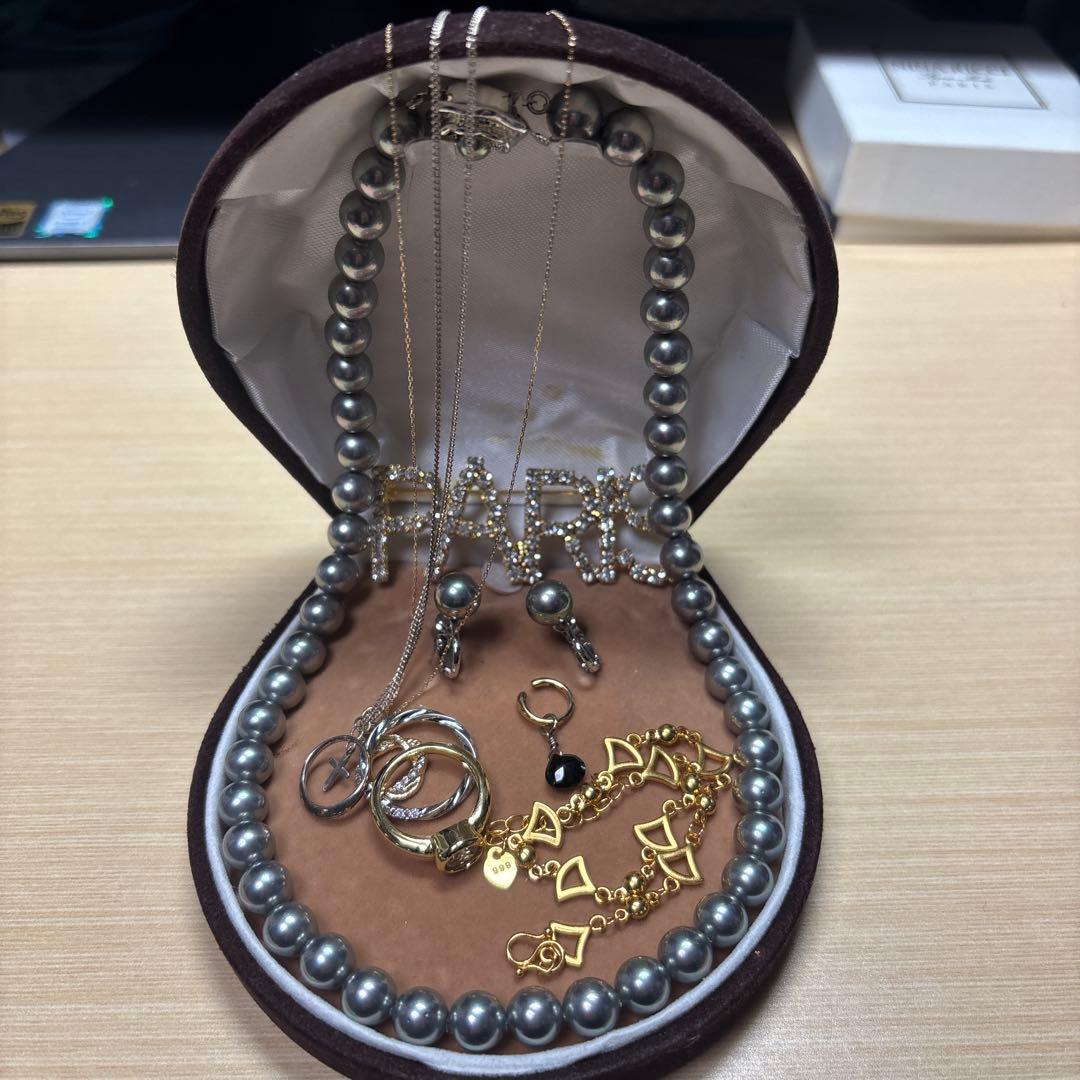 A*e様 遺品整理 アクセサリーまとめ　ネックレス　リング　等