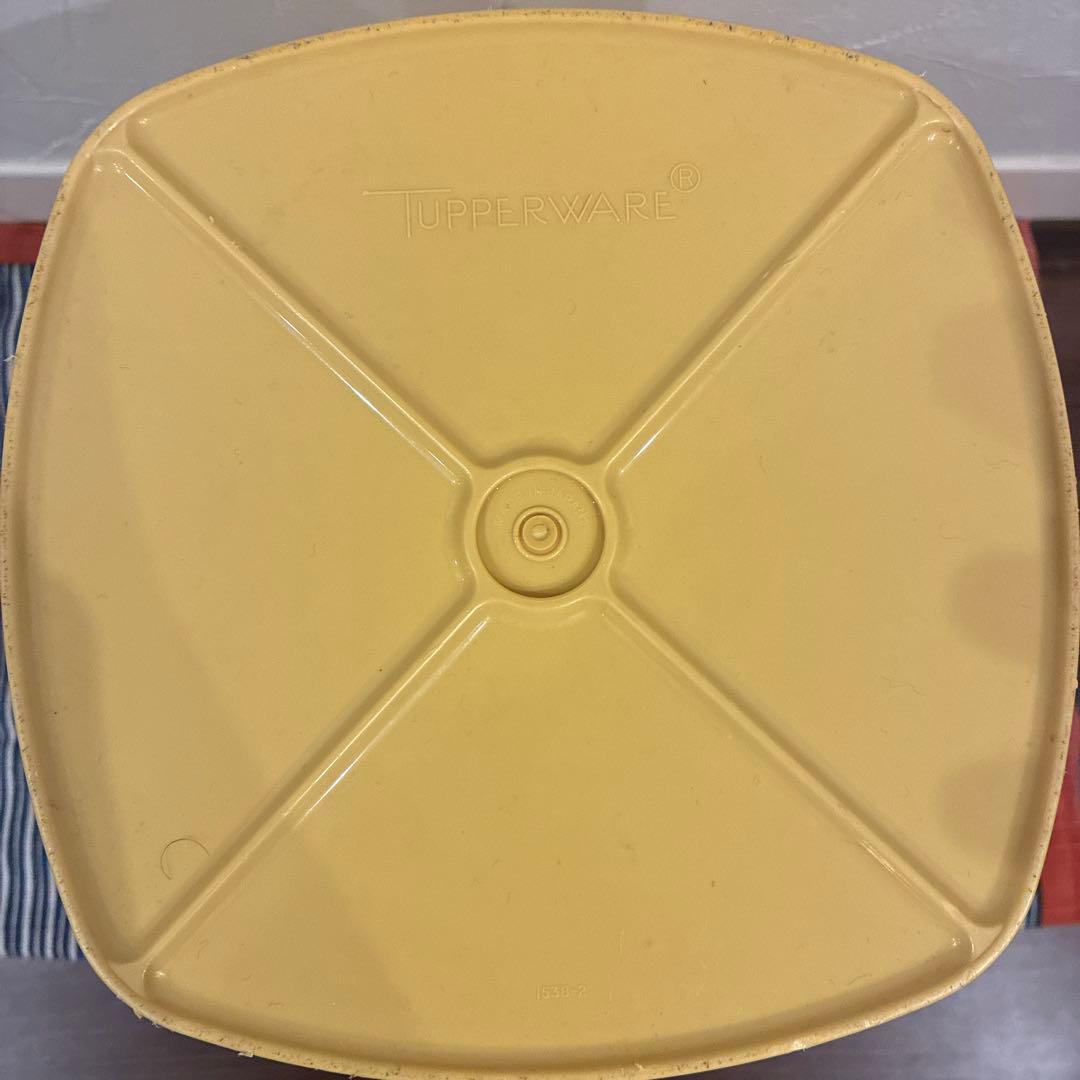 タッパーウェア　マキシクイーンデコレーター　保存容器　11L