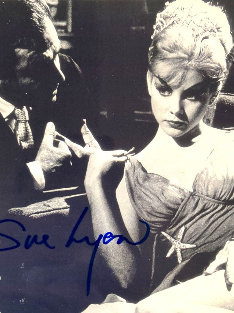 スーリオン直筆サイン入り超大型写真…