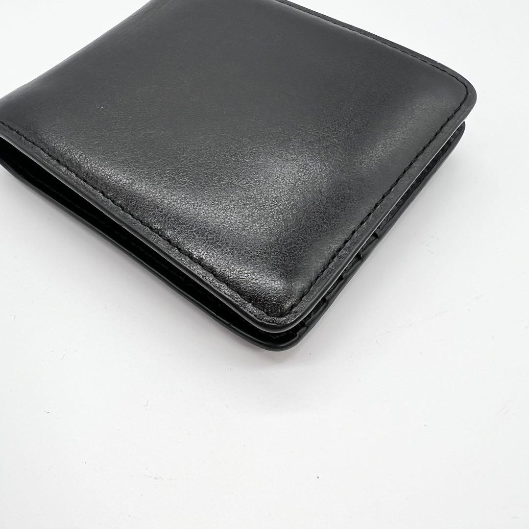 美品✨DIESEL　二つ折り財布　Dロゴ　エンボス　レザー　ブラック　近年モデル