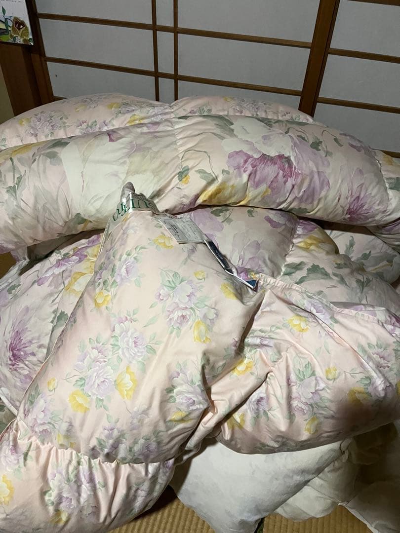 羽毛花柄掛け布団 シングルサイズ ホワイトグース　ダウン95% 1.4kg