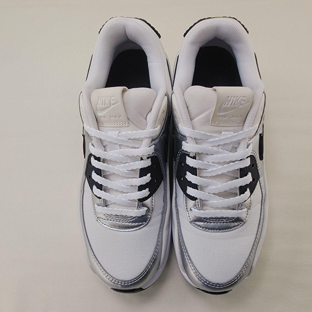 ナイキ ウィメンズ エアマックス90 LV8 シルバー/ブラック 24.5㎝