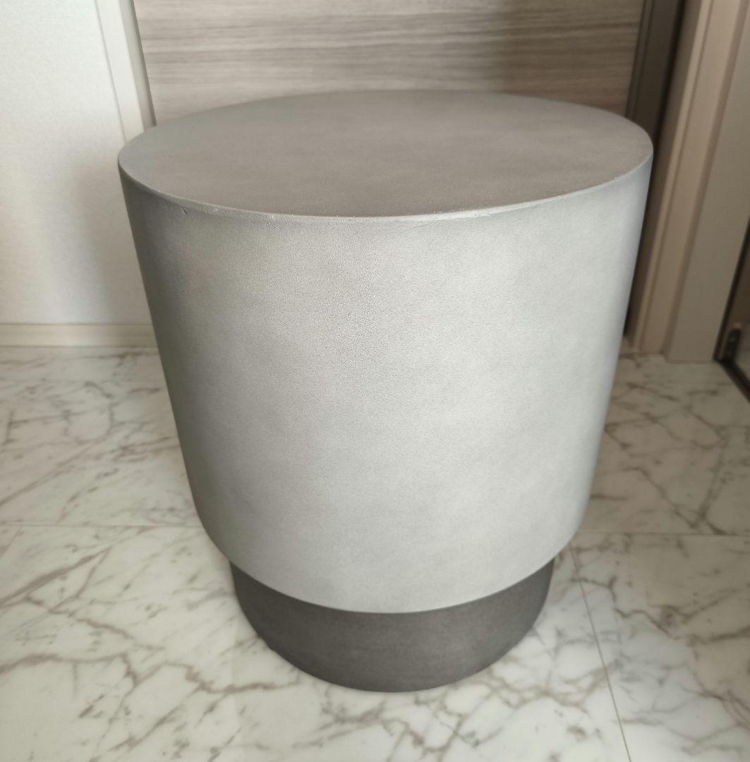 グラオ　サイドテーブル