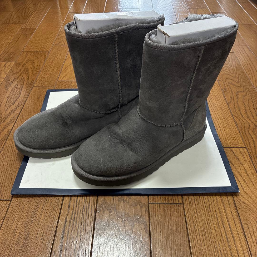 UGG グレームートンブーツ27.0㎝