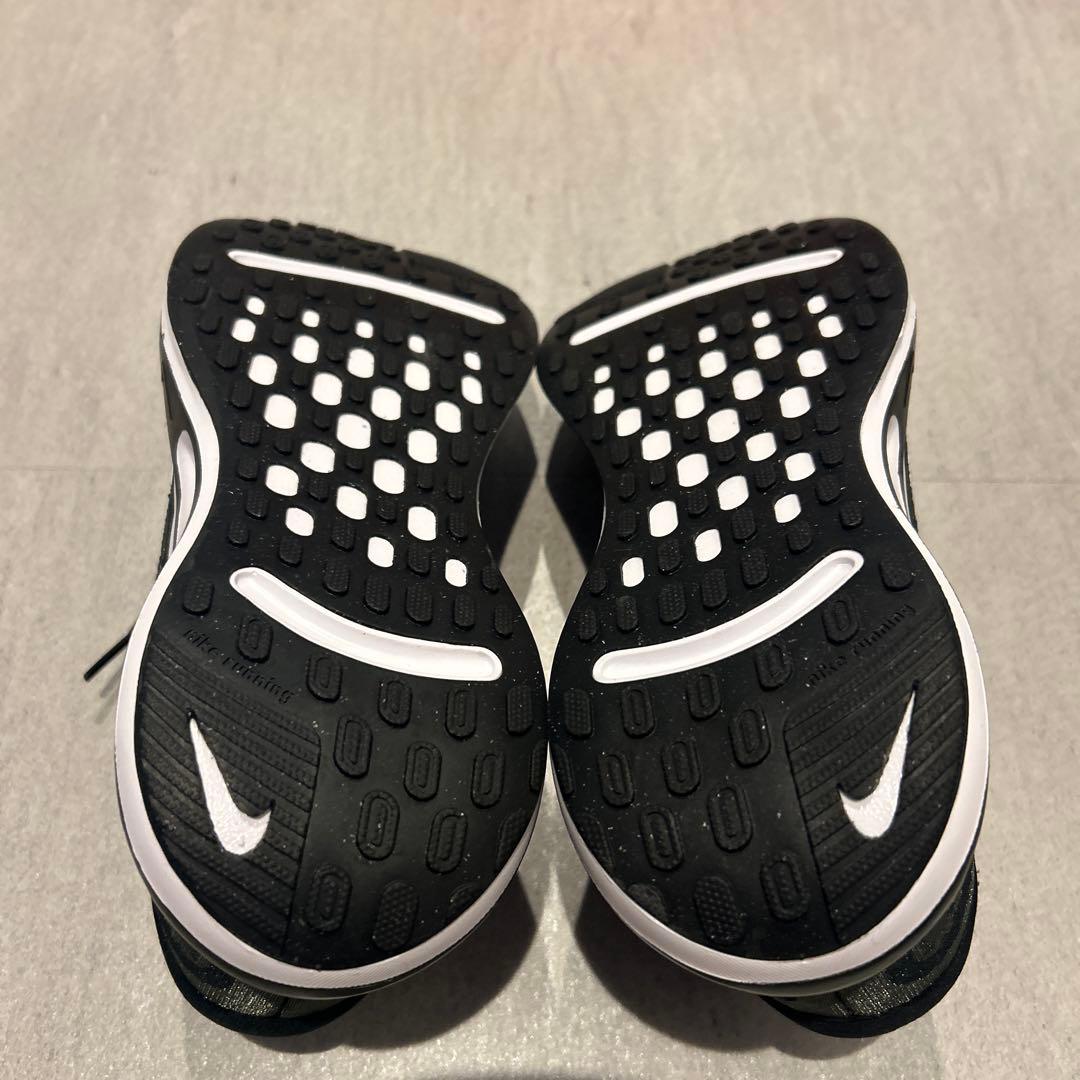 NIKE Journey Run ブラック