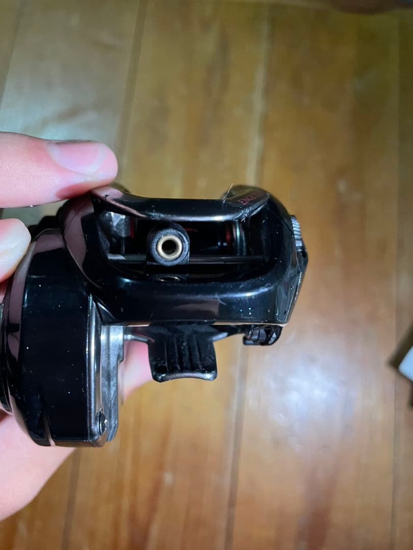 100HG ブラック ベイトリール