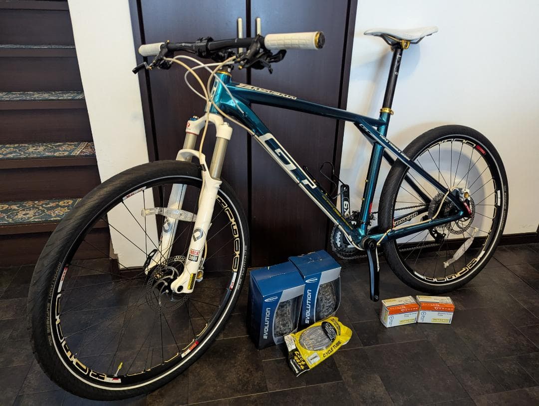 GT ZASKAR CARBON PRO マウンテンバイク 26インチ