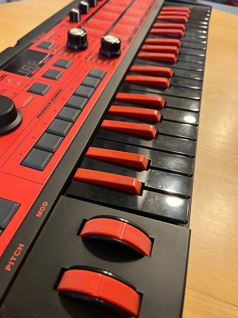 【最終値下げ】microKORG シンセサイザー 限定色　KORG(コルグ)