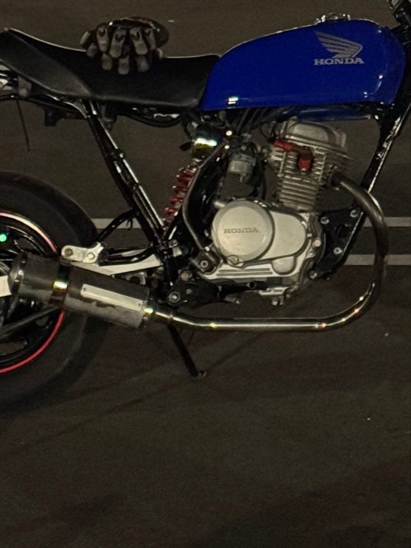 ABCエイプ50、100 モリワキカーボンマフラー