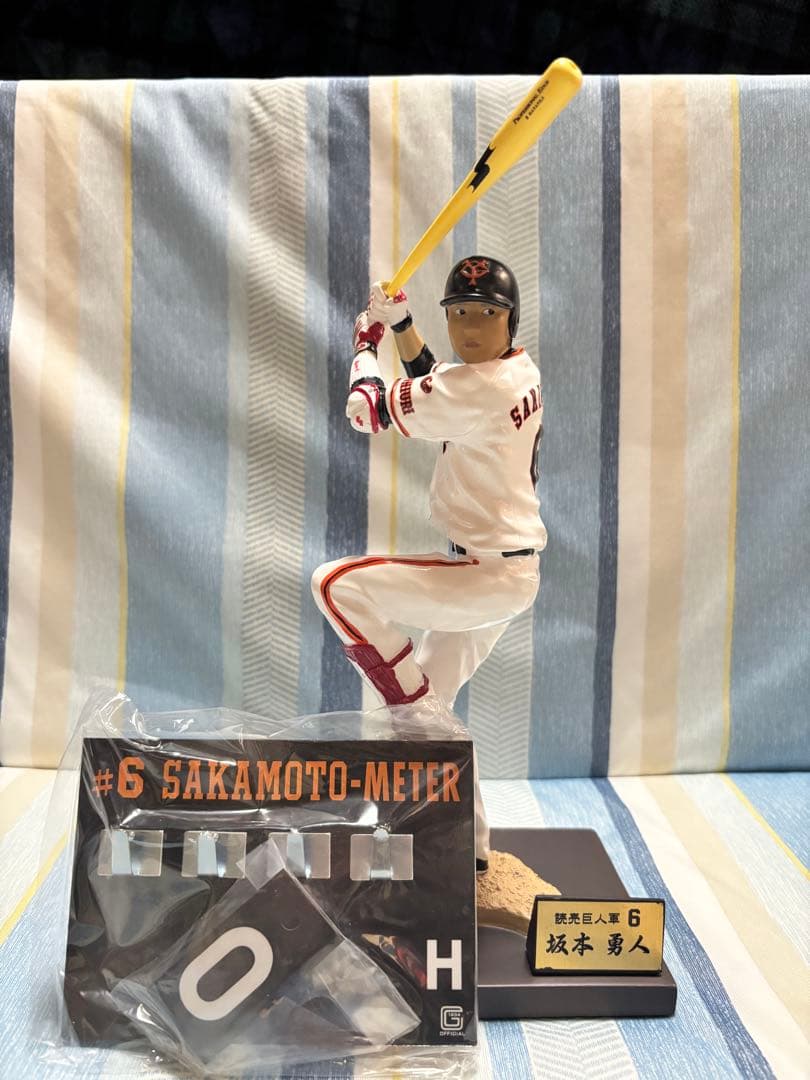 坂本勇人フィギュア　6 GIANTS 記念グッズ