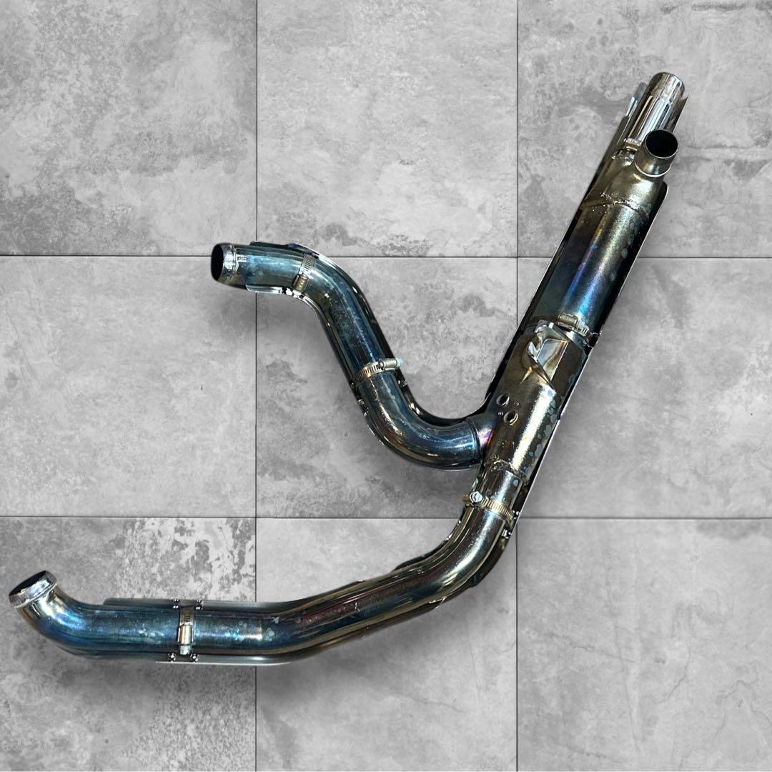 ハーレー ツーリングモデル　FLHXストリートグライド純正エキゾーストパイプ