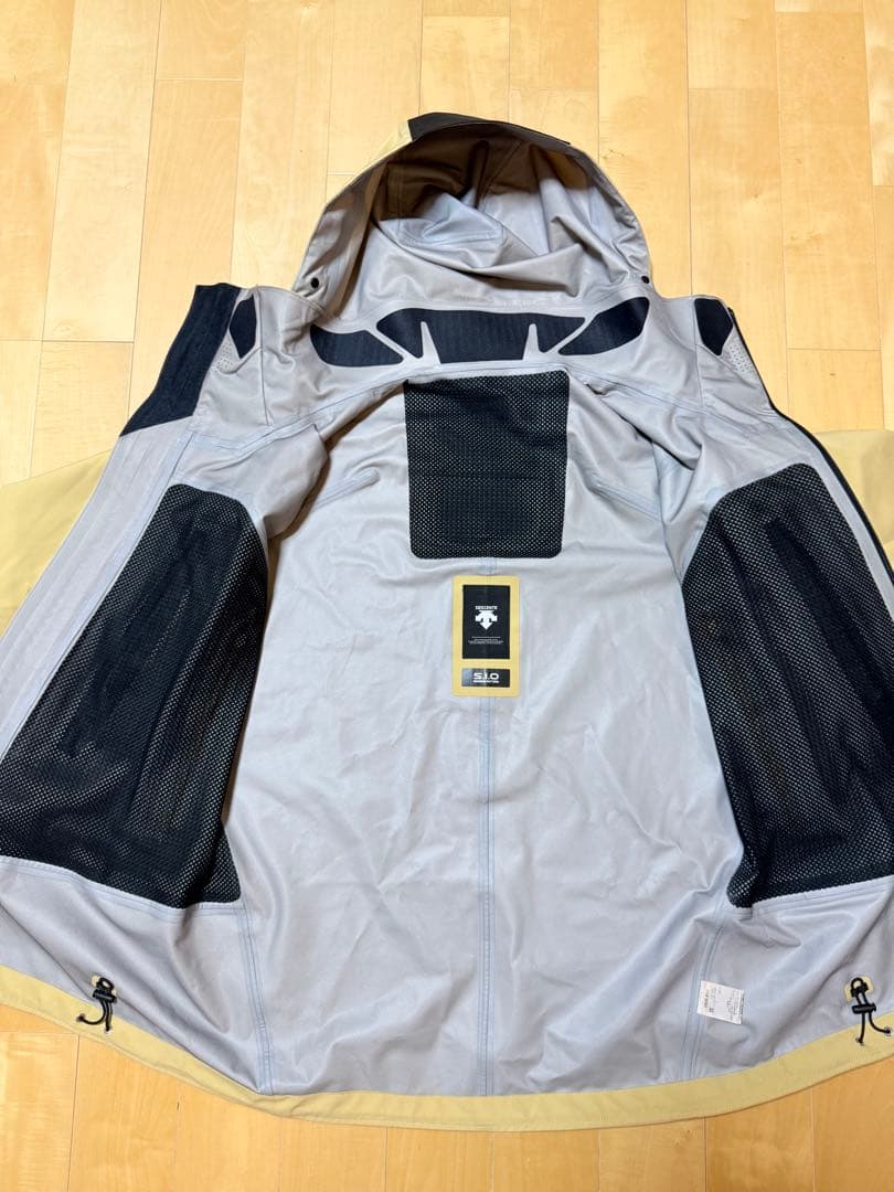 DESCENTE デサント スキーウェア 2023 2024モデル 上下セット