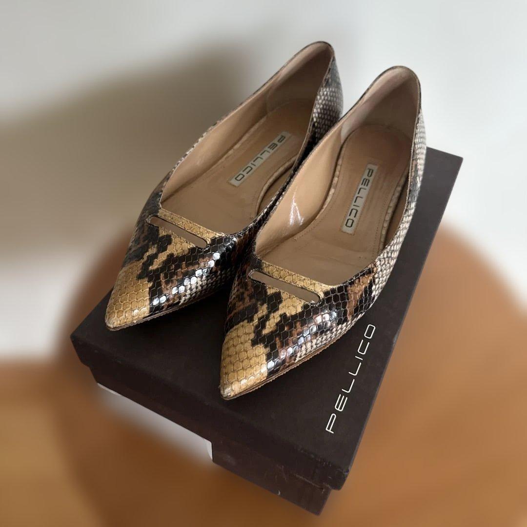 リン様　PELLICO ポインテッドトゥ フラットシューズ　イタリア製　ペリーコ