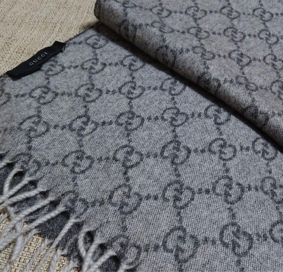 gucci グッチ　マフラー