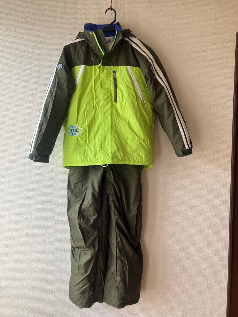 DESCENTE スキーウェア 160センチ　美品⭐︎