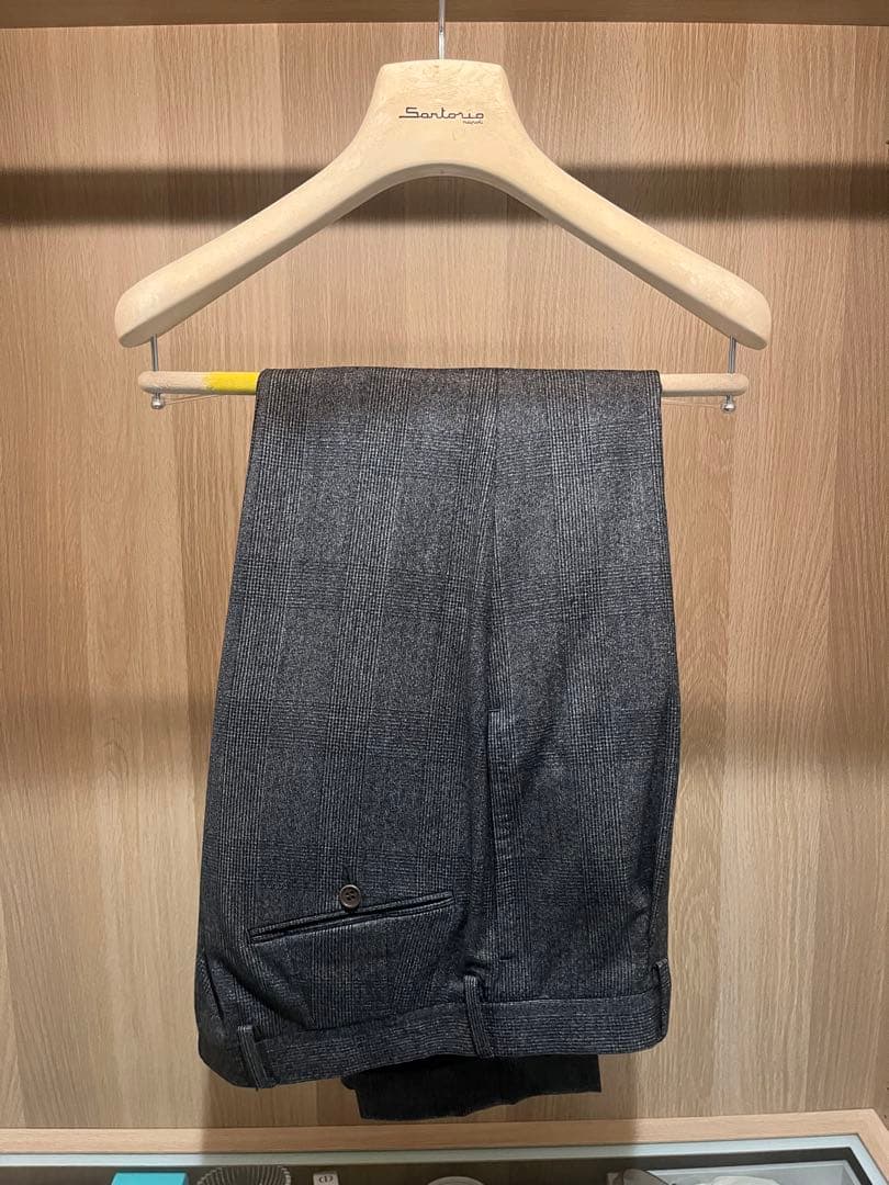 サルトリオ　グレー チェック柄 スーツ　46 ラルディーニ　タリアトーレ