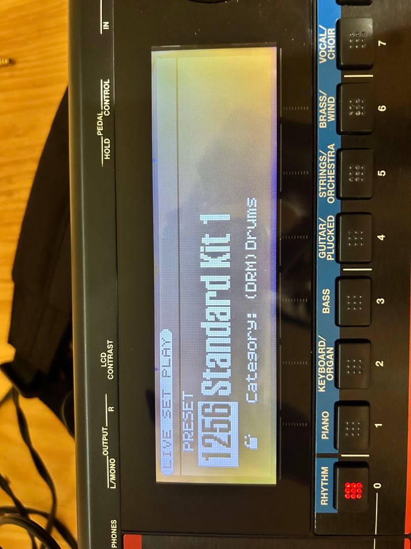 Roland ローランド JUNO-Gi キーボード【ケース、ペダル付き】