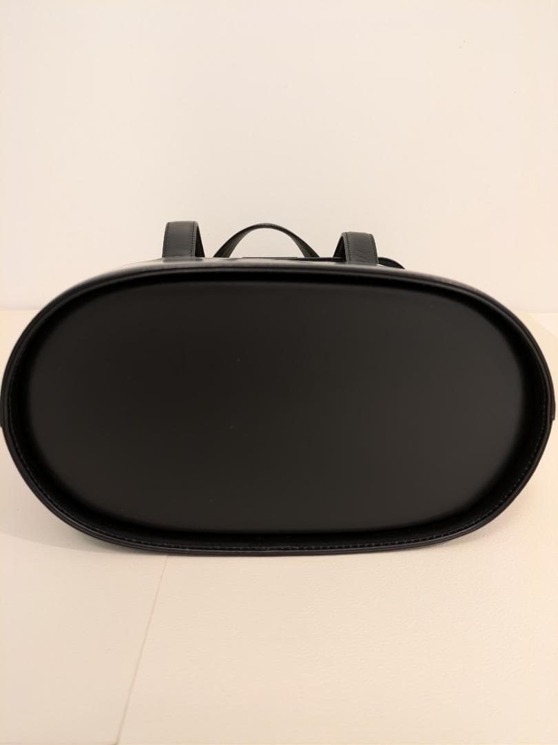 バーバリー Burberry レザーバック バケツ型