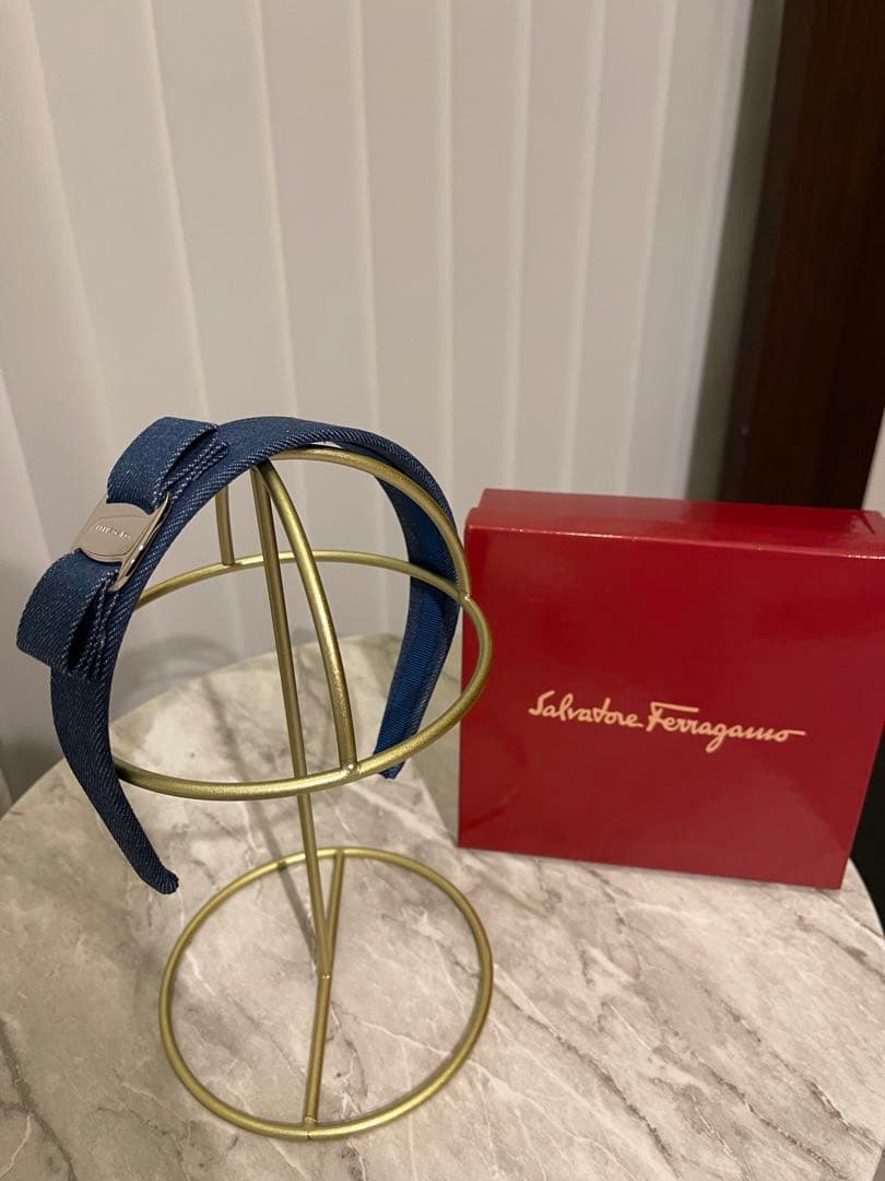 Ferragamo フェラガモ カチューシャ ヴァラリボン デニム