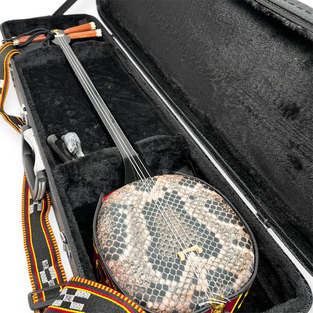 【美品】沖縄三線 人工皮 民謡楽器 民謡 和楽器 三線 付属品有