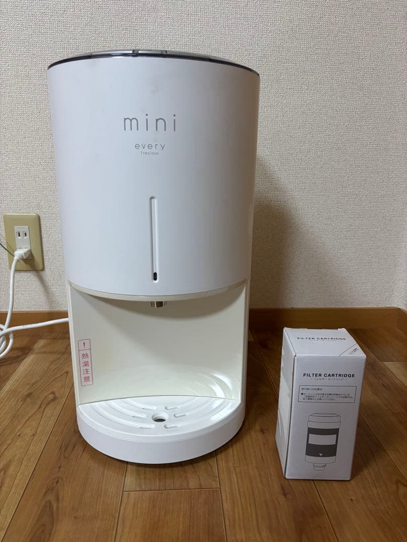 mini every frecious 卓上　 浄水器 カートリッジ付き