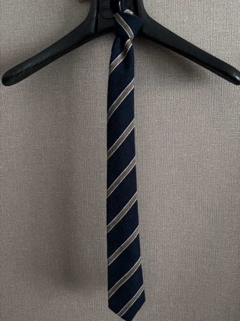 ブルネロクチネリ　ネイビーグレージュタイ