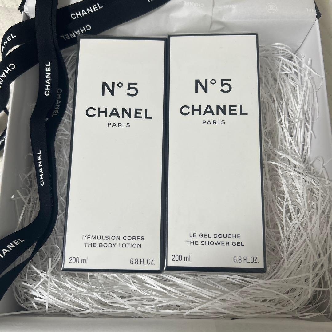 CHANEL シャネル　シャワージェル　ボディーローション