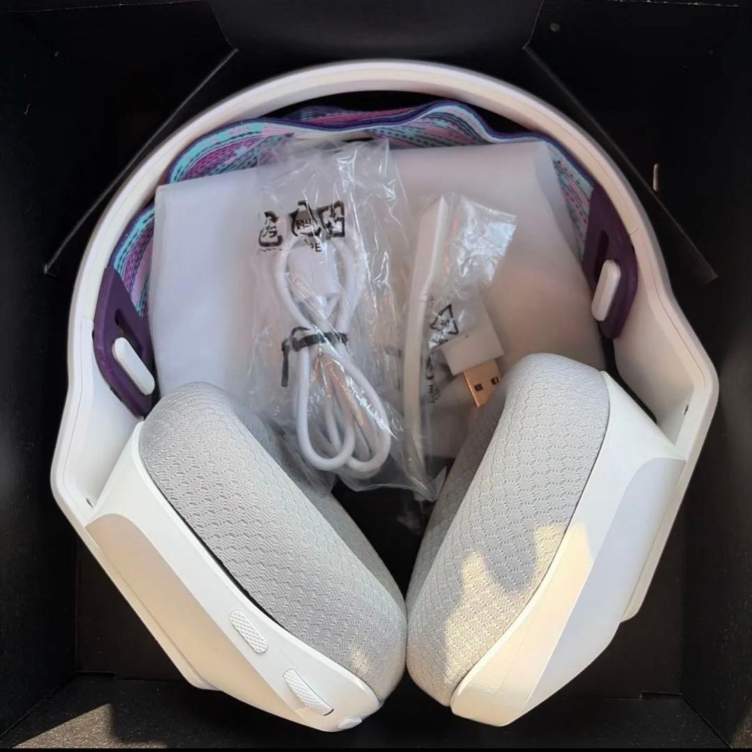 Logitech G733 ワイヤレスゲーミングヘッドセット