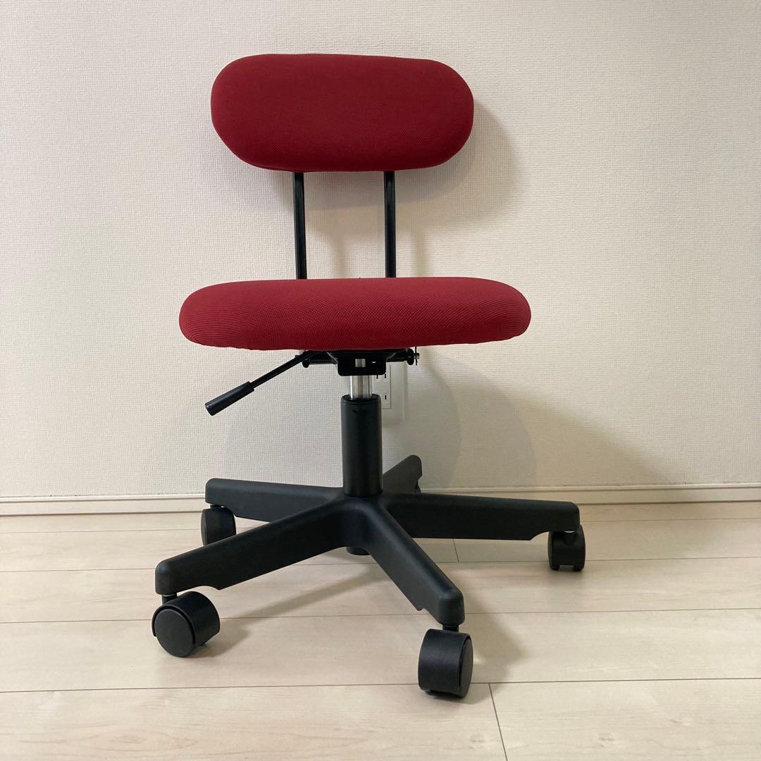 無印良品　ワーキングチェア・ガススプリング昇降式（赤）