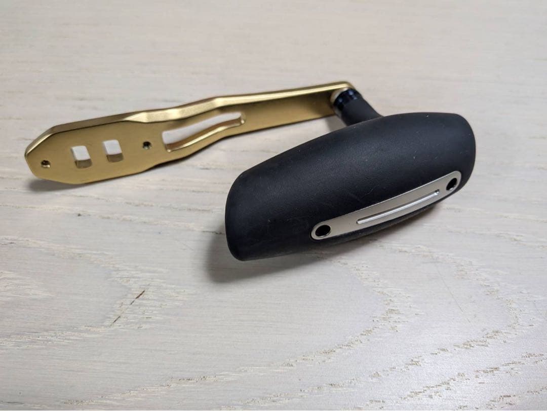 ソルティガIC 300H-SJ 純正ハンドル