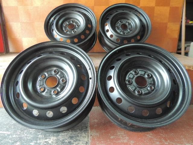 T223　16×6.5J　スチールホイール　4枚　PCD 114.3×5